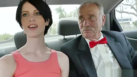 alter mann smokinganzug verführt blonde teenager auto szene - free porn video