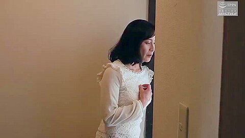 Brünette Paar Deep-Throat-Doggystyle-Szene - free porn video